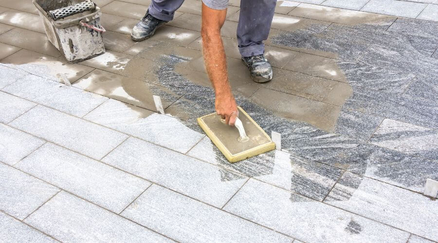 Professional gutter cleaning in Coshocton, OH